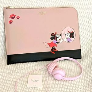 NWOT Kate Spade Minnie Mouse laptop sleeve